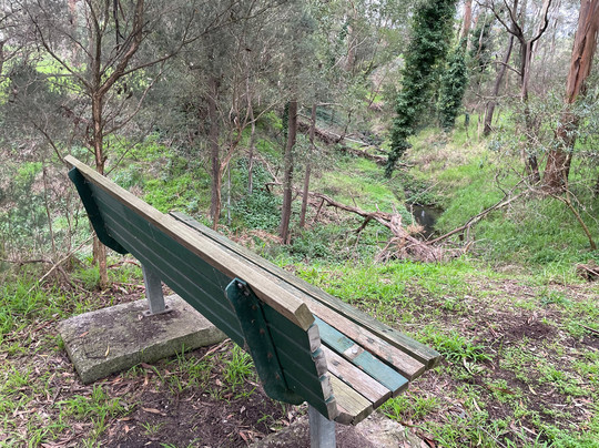 Ripplebrook Cemetery-Ripplebrook必去景点