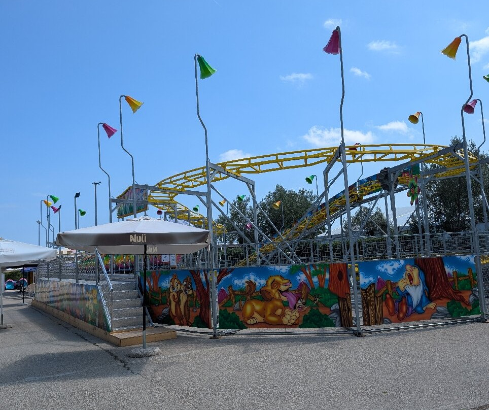 Zoo d'Abruzzo-Rocca San Giovanni必去景点