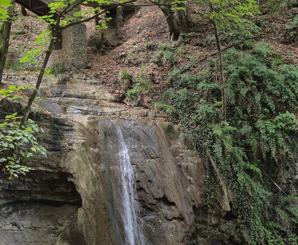 Tekdam Waterfall-马萨雷区必去景点