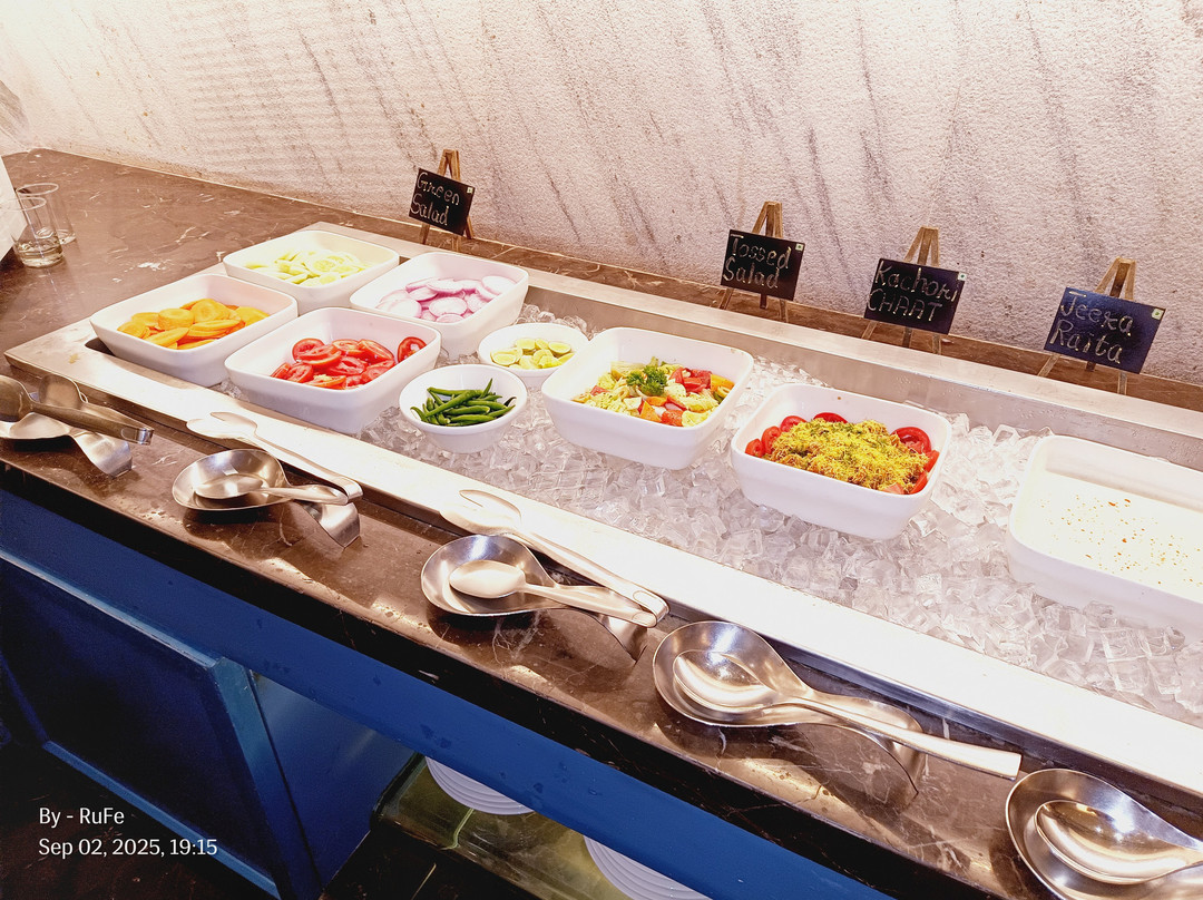 Royal Hometel Suites主图