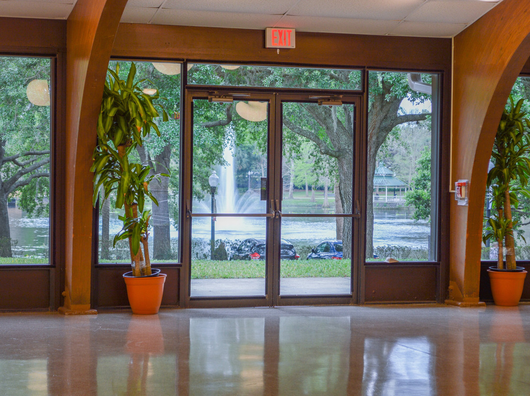 Venue on Lake Lily-梅特兰必去景点