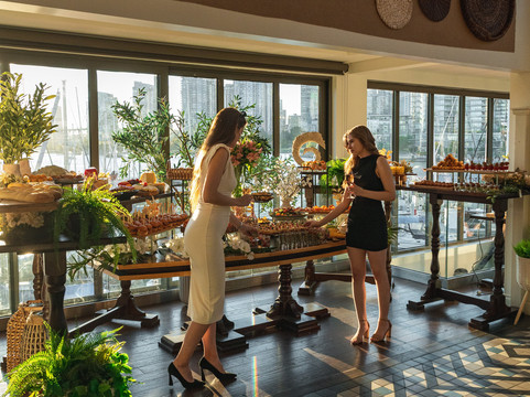 Bae Side False Creek Vancouver主图