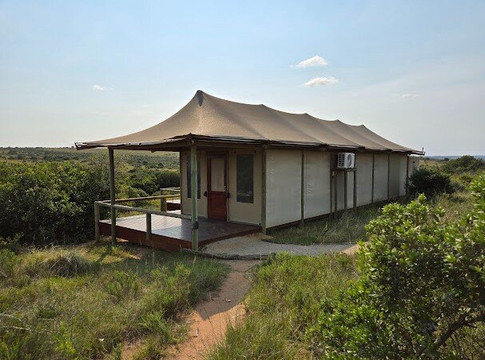 Hlosi Game Lodge主图