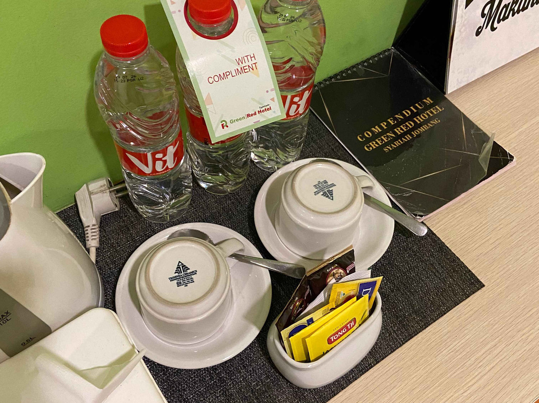 Green Red Hotel Syariah Jombang主图