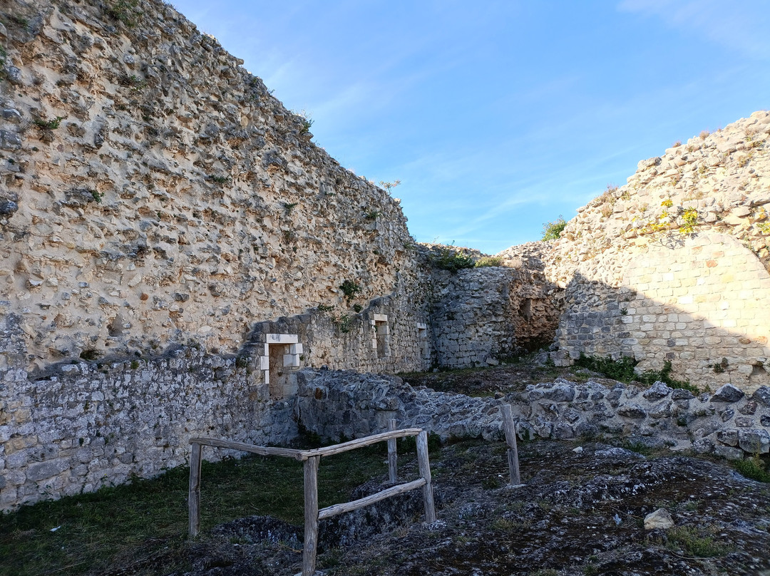 Castel Menardo Serramonacesca-Serramonacesca必去景点