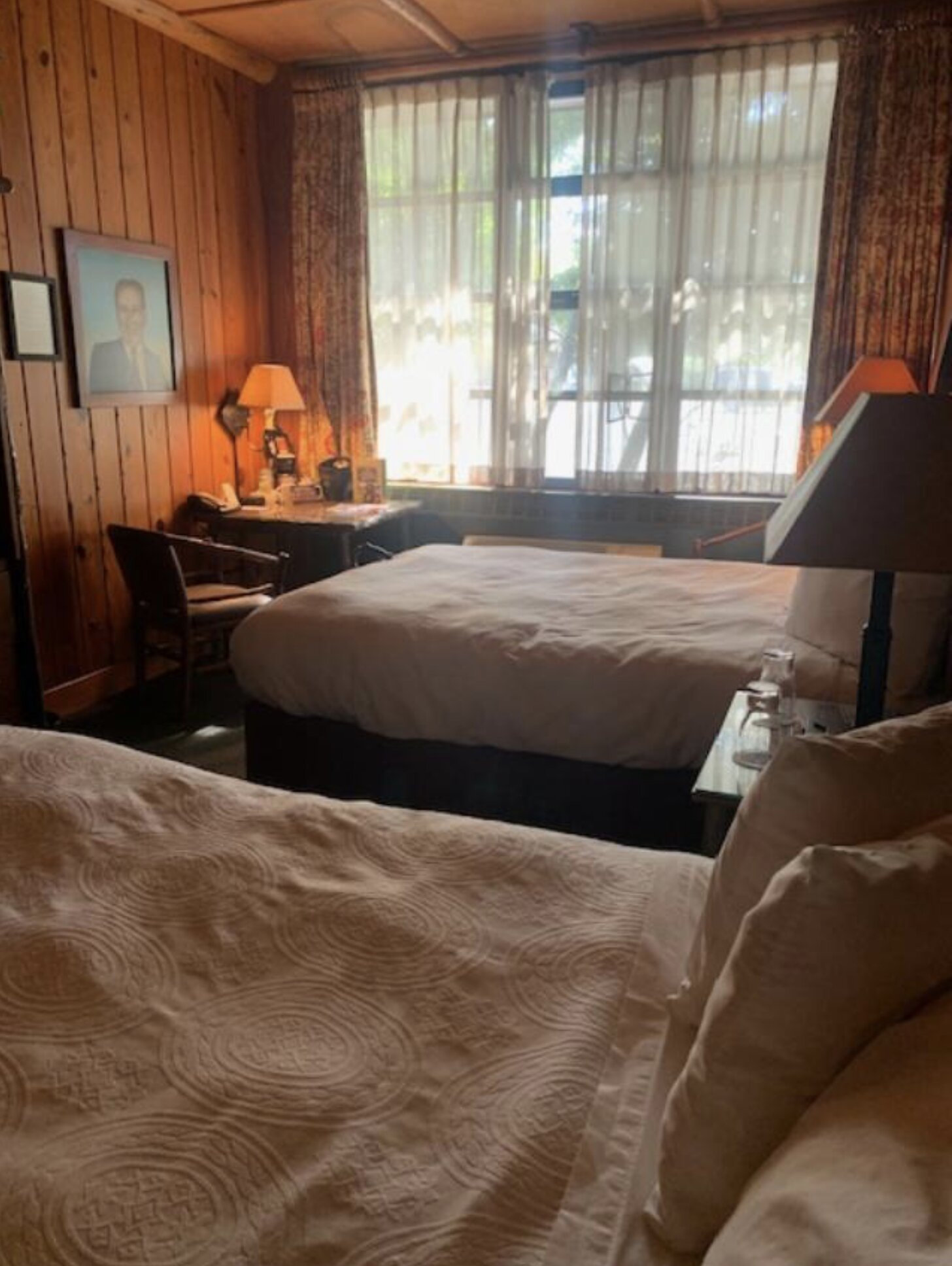 McMenamins Old St. Francis School-客卧