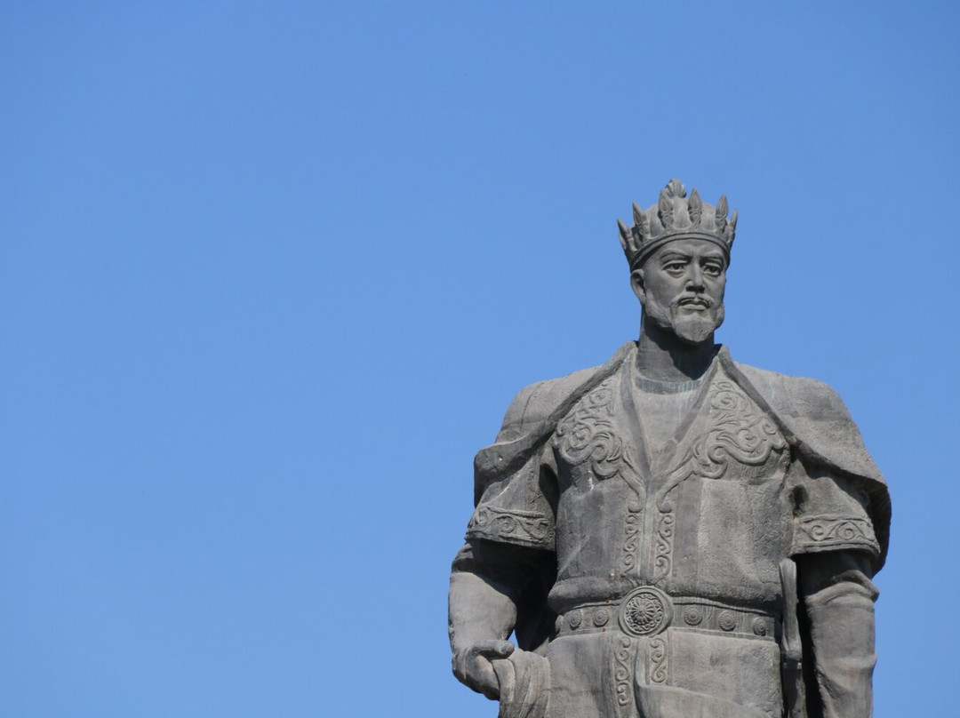 Statue of Amir Timur-沙赫利苏伯兹必去景点