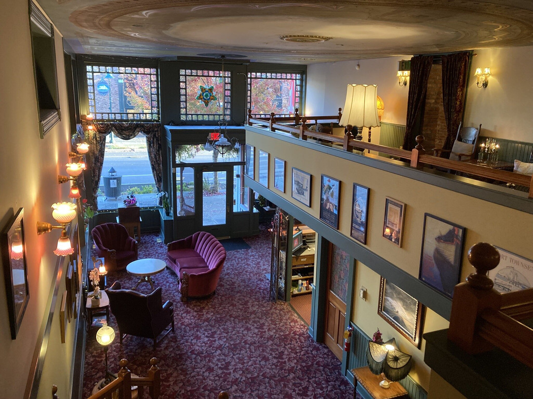 The Palace Hotel主图