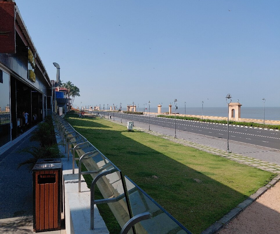 The Gold Beach Resort主图