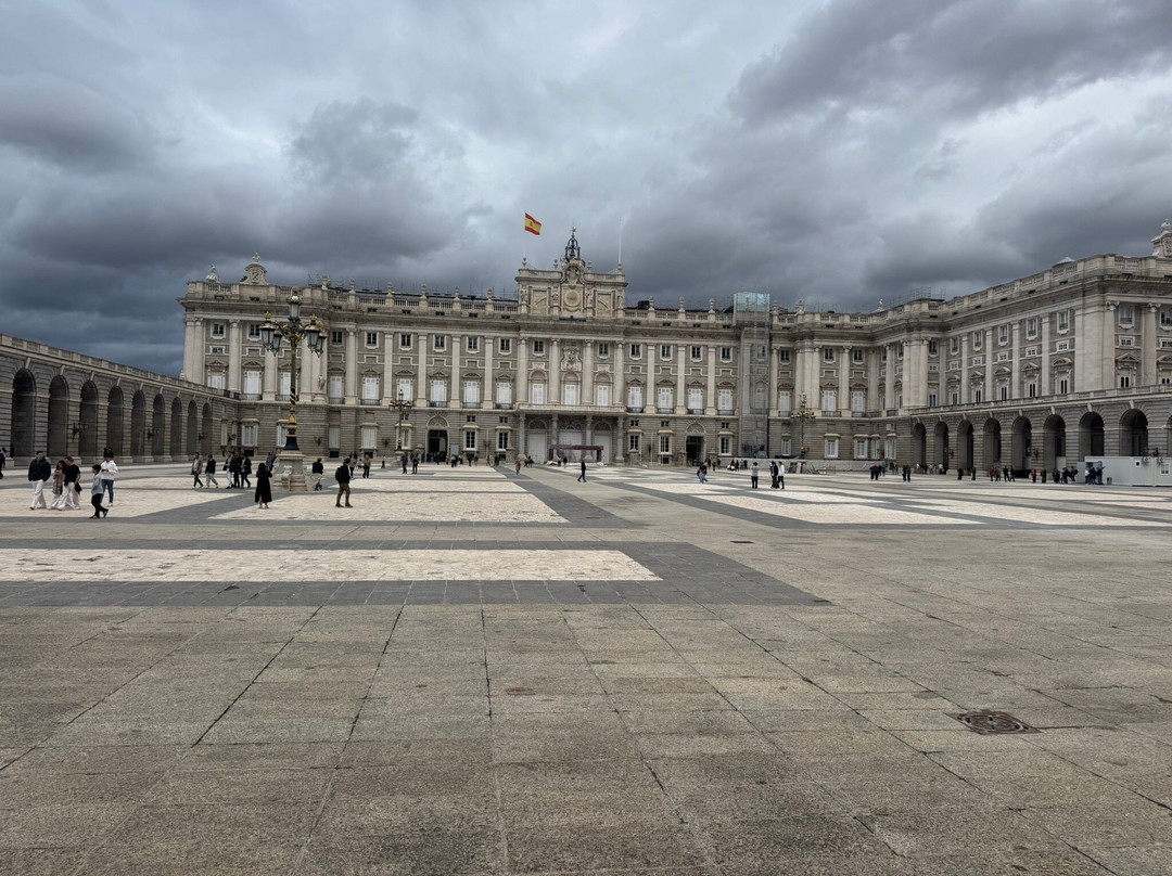 Piero's Famous Tour-马德里必去景点