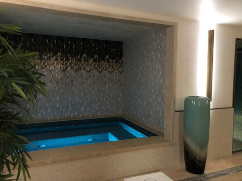 格兰德鲍尔斯酒店主图