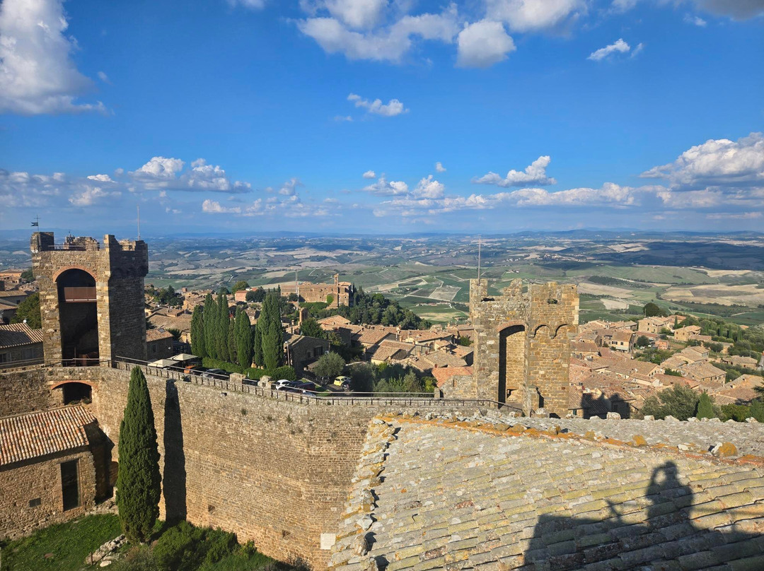 Montalcino Wine Tours-蒙塔尔奇诺必去景点