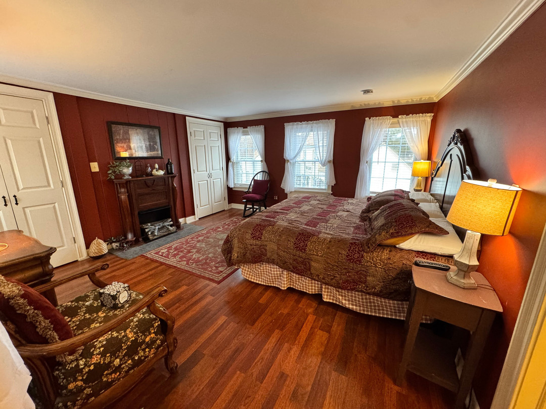 The Colonial Inn At Historic Smithville主图