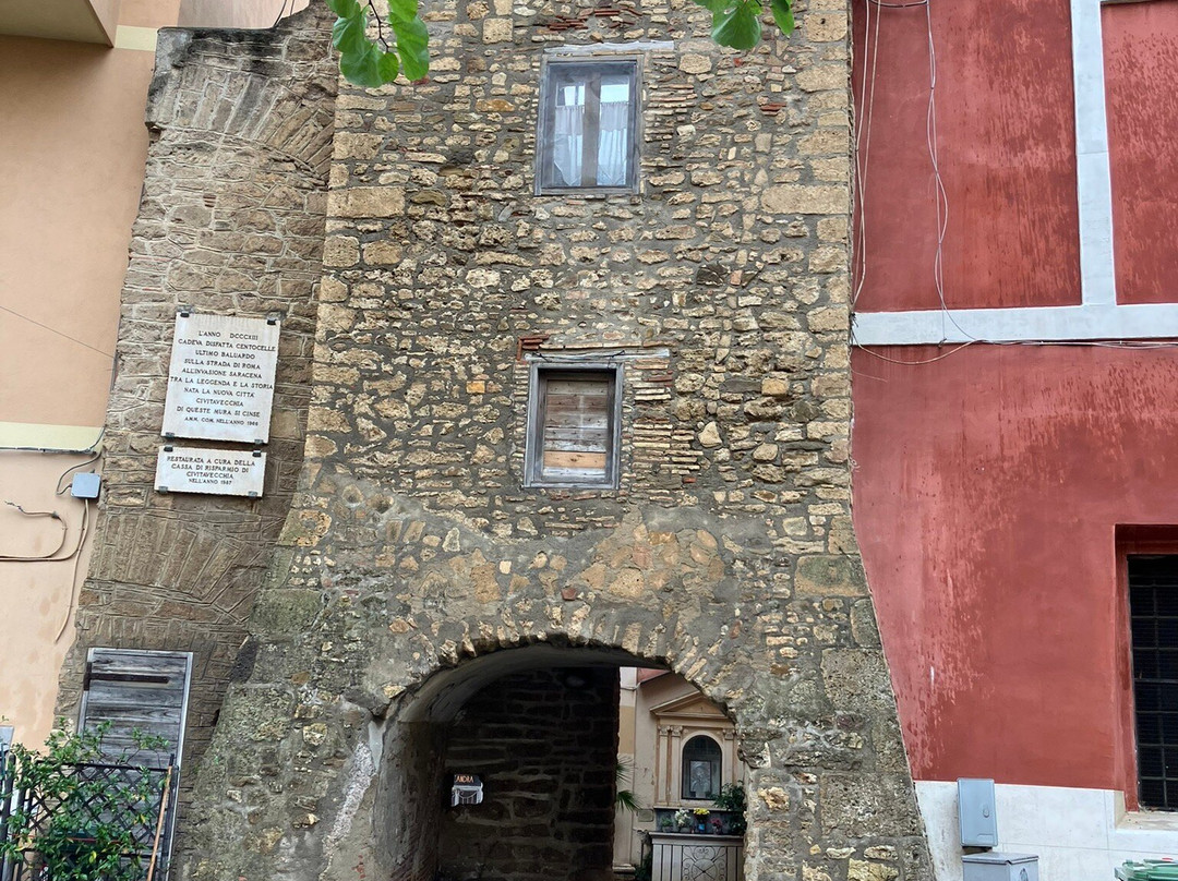 Piazza Leandra-奇维塔韦基亚必去景点