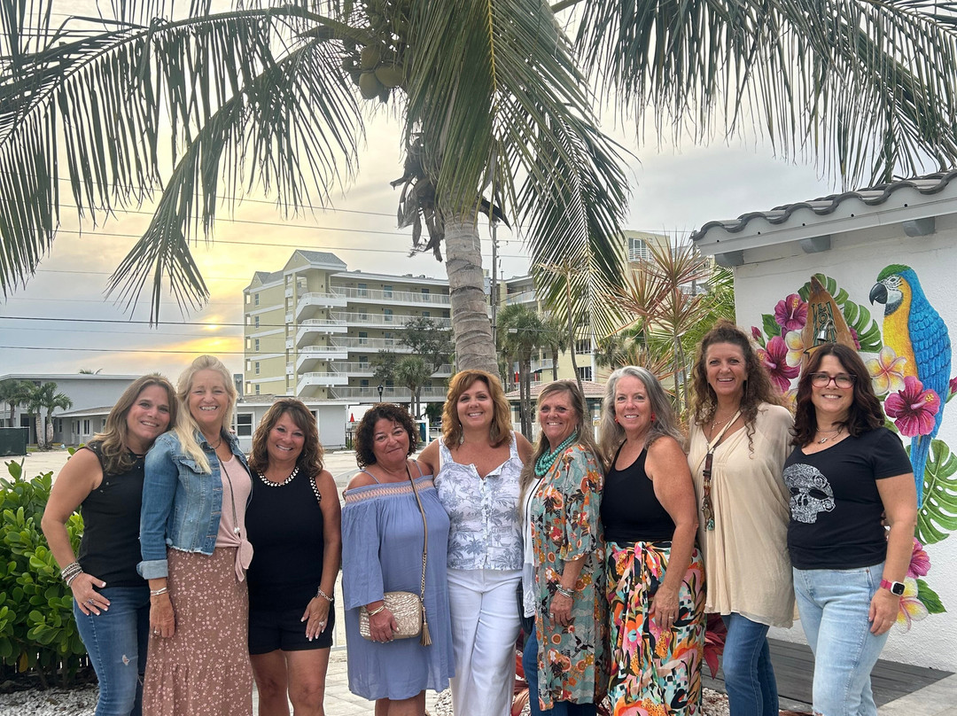 Salt Water Suites主图