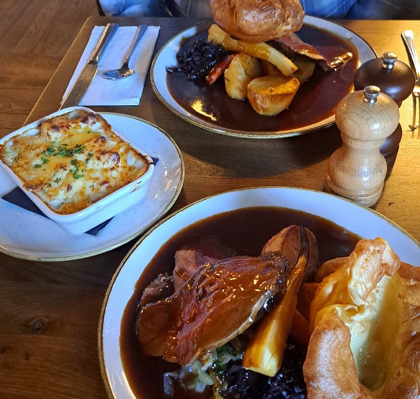 The Railway Hotel主图