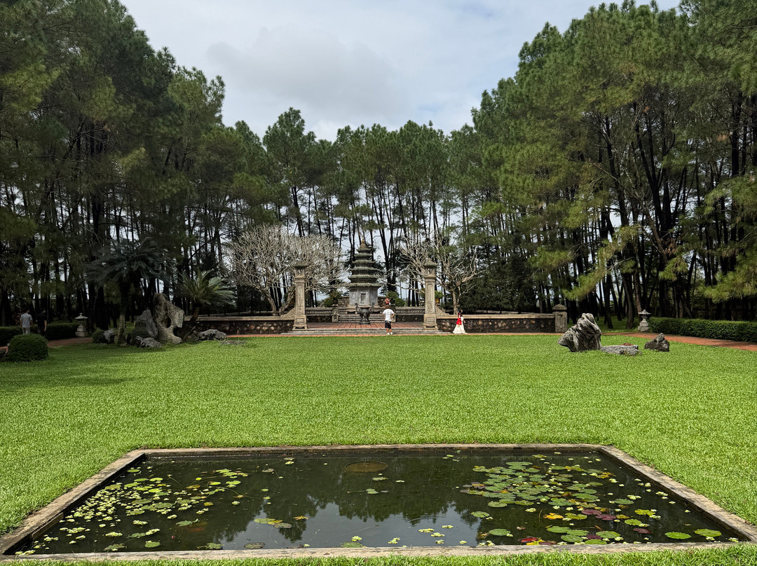 Lam's Travel - Private Day Tours-顺化必去景点