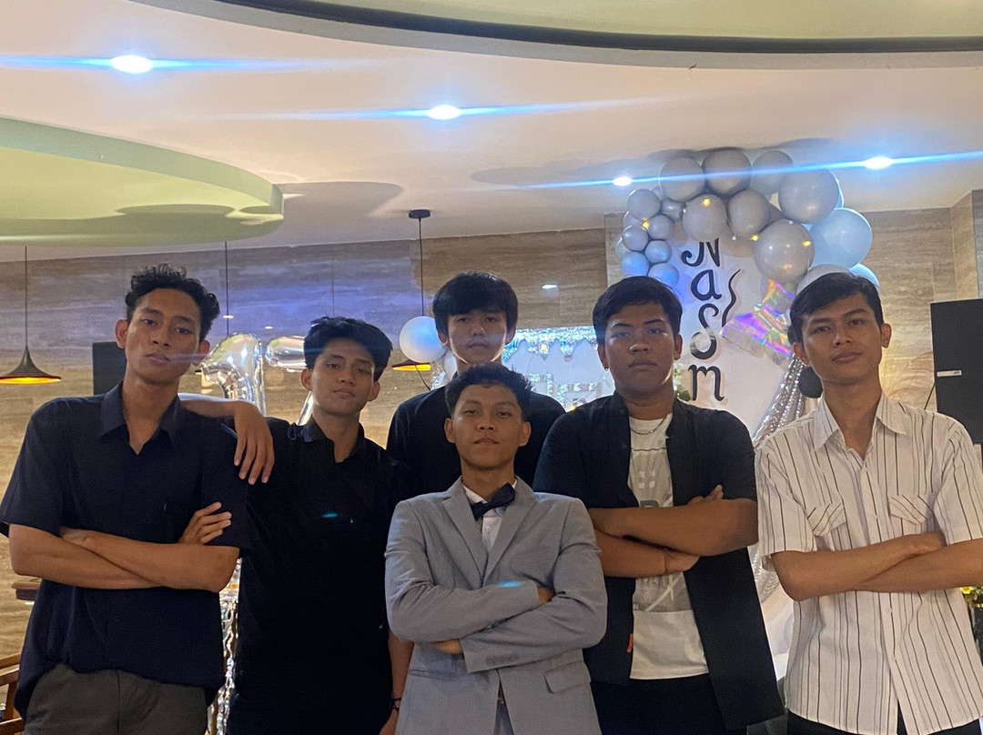 登巴萨酒店主图