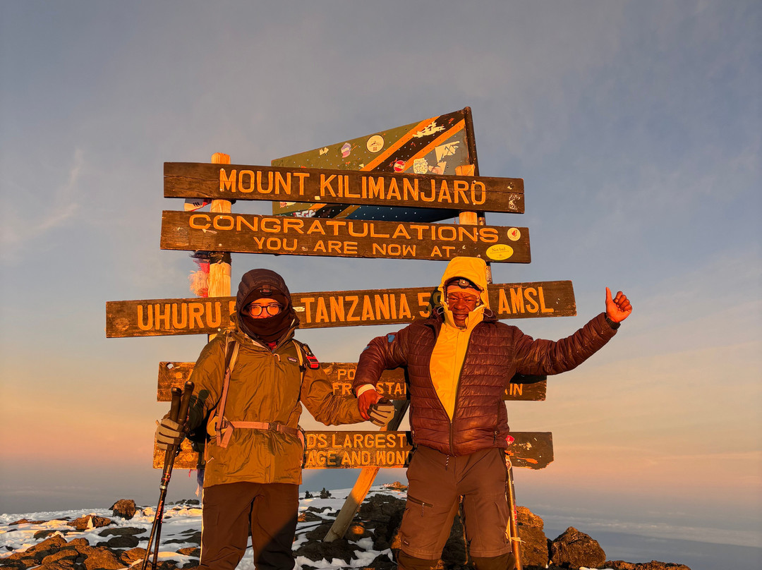 Trekking Hero - Kilimanjaro Day Hike-乞力马扎罗山国家公园必去景点
