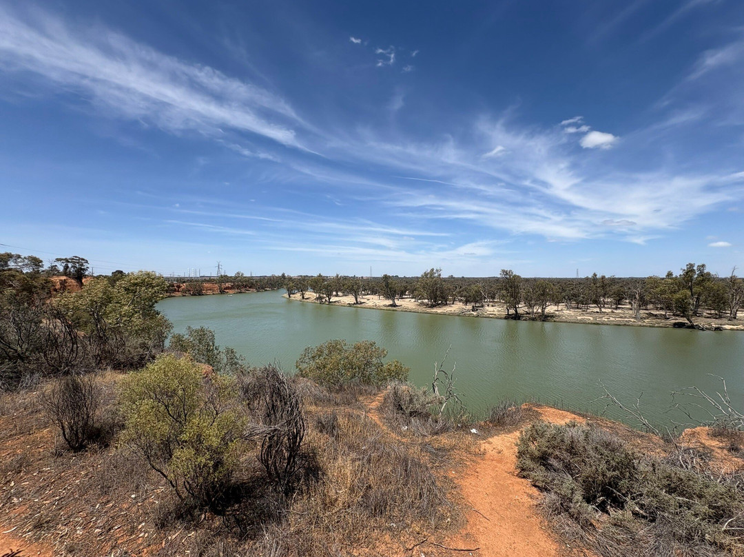 Red Cliffs Lookout-Red Cliffs必去景点