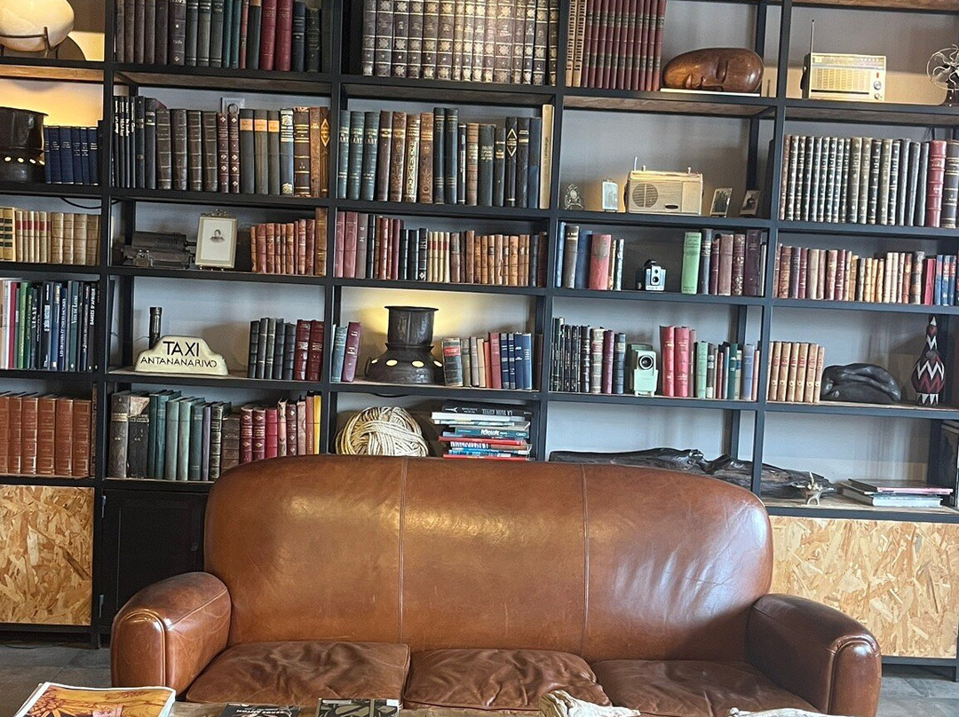 Madagascar Green Tours-安齐拉贝必去景点