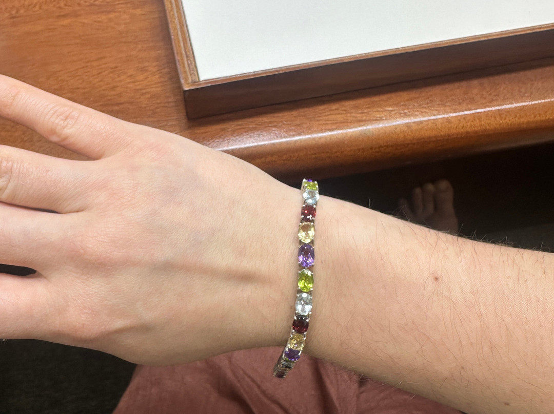 Blue Moon Gem And Jewel-加勒必去景点