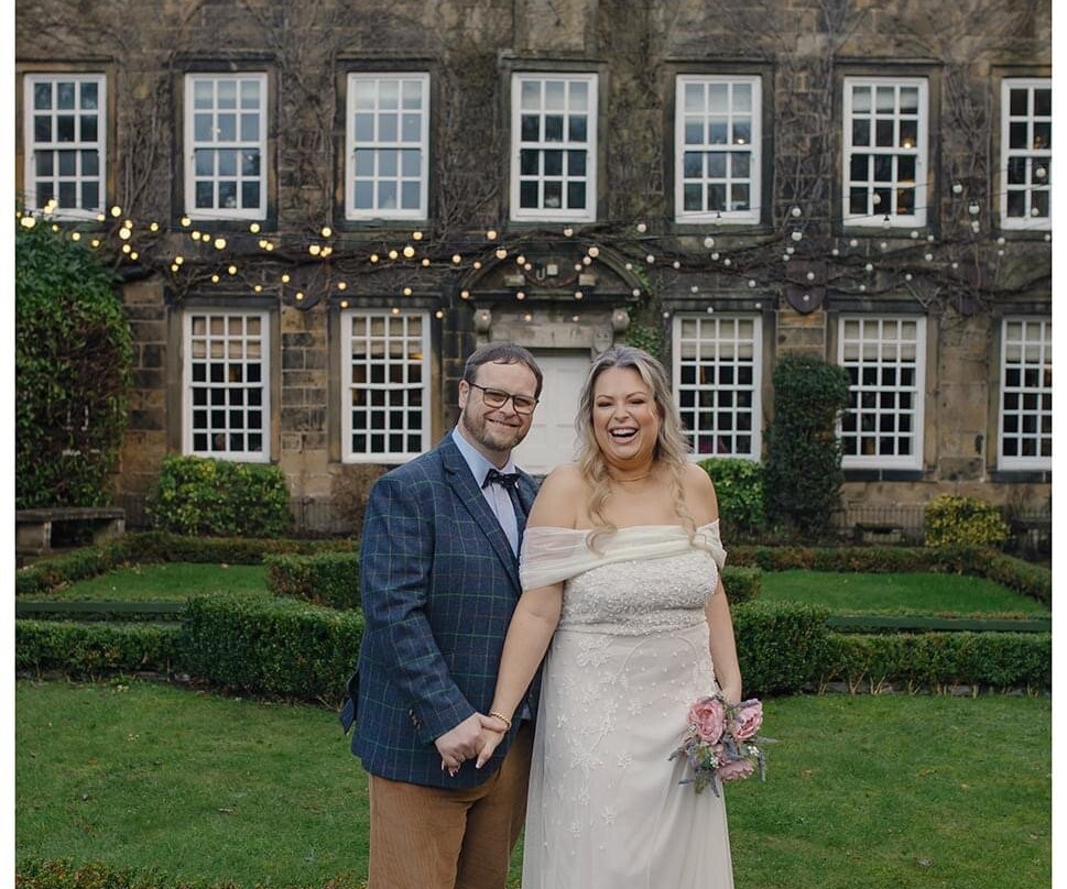 惠特利霍尔酒店主图