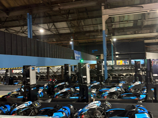 TeamSport Indoor Go Karting Warrington-沃灵顿必去景点