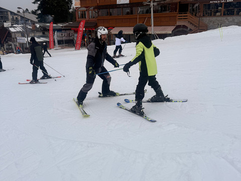 RilSki Ski & Snowboard School-波罗维兹必去景点