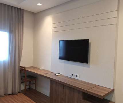 保持套房酒店主图