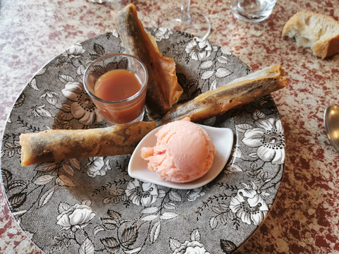 Le Café De La Place