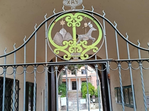 Abbazia Di Maguzzano-洛纳托德尔加尔达必去景点