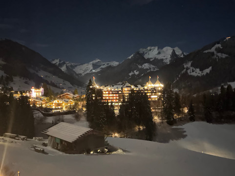 勒格朗夏莱特格施塔德酒店主图