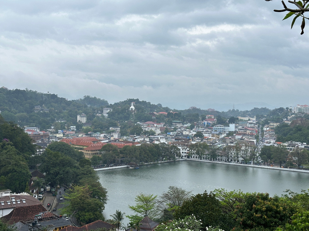 Yalu Tours Sri Lanka-康提必去景点