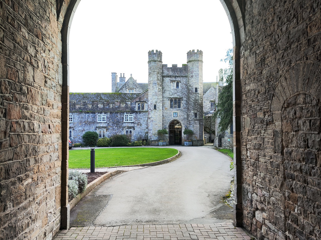 St. Pierre Golf & Country Club-切普斯托必去景点