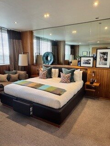 飞行员汉普郡主图