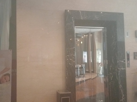 打横市地平线酒店主图