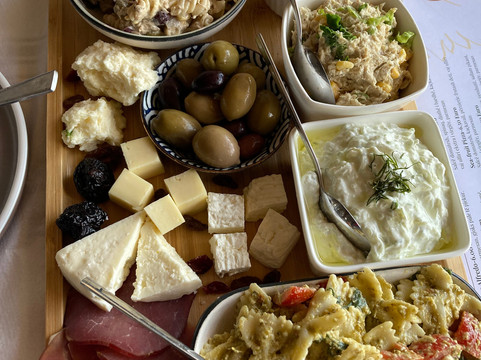 Risons Distillery & Winery-Gjakova必去景点