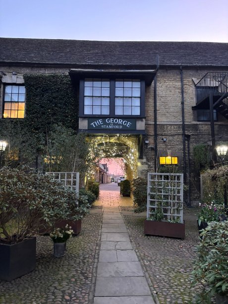 斯坦福乔治酒店-官方