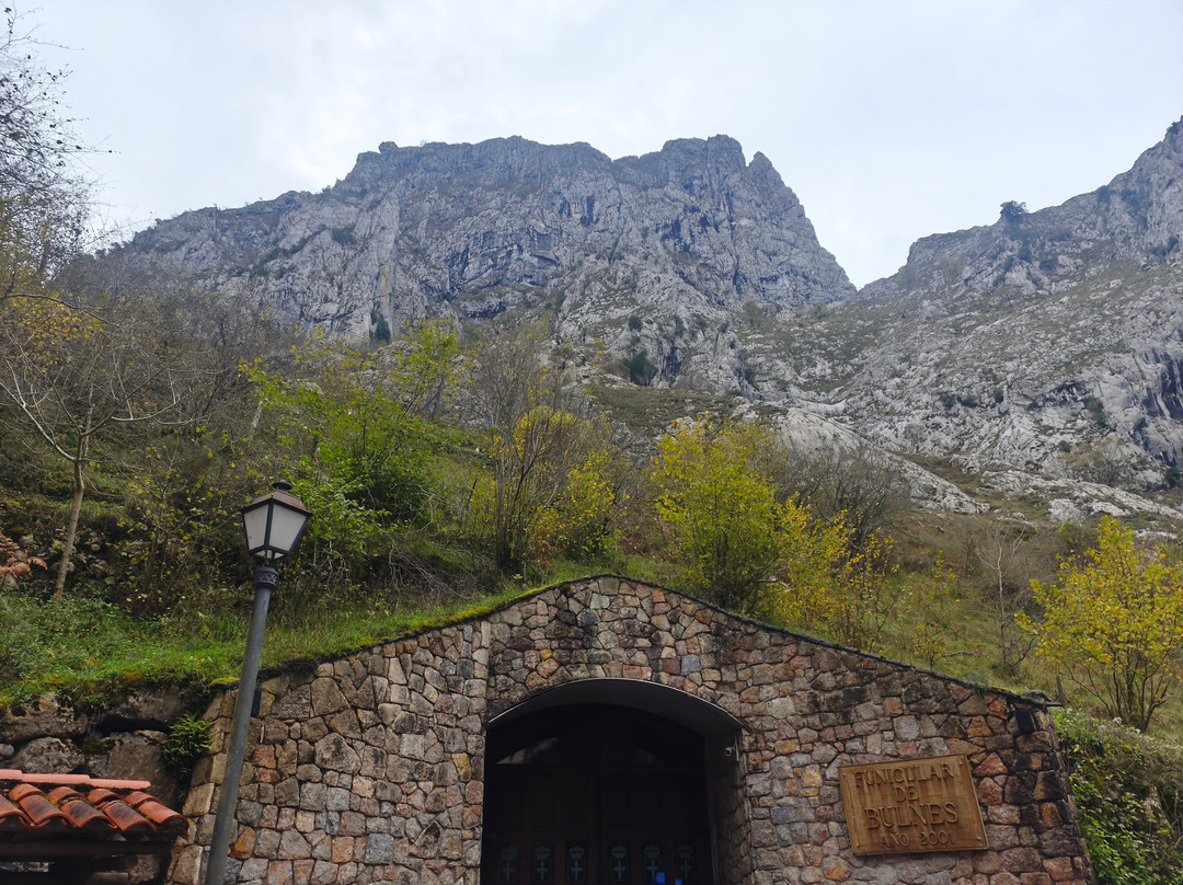 Funicular de Bulnes-Poncebos必去景点