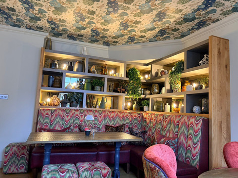 沃维克武器旅馆主图