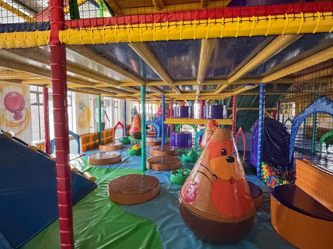 唐宁斯海湾酒店主图