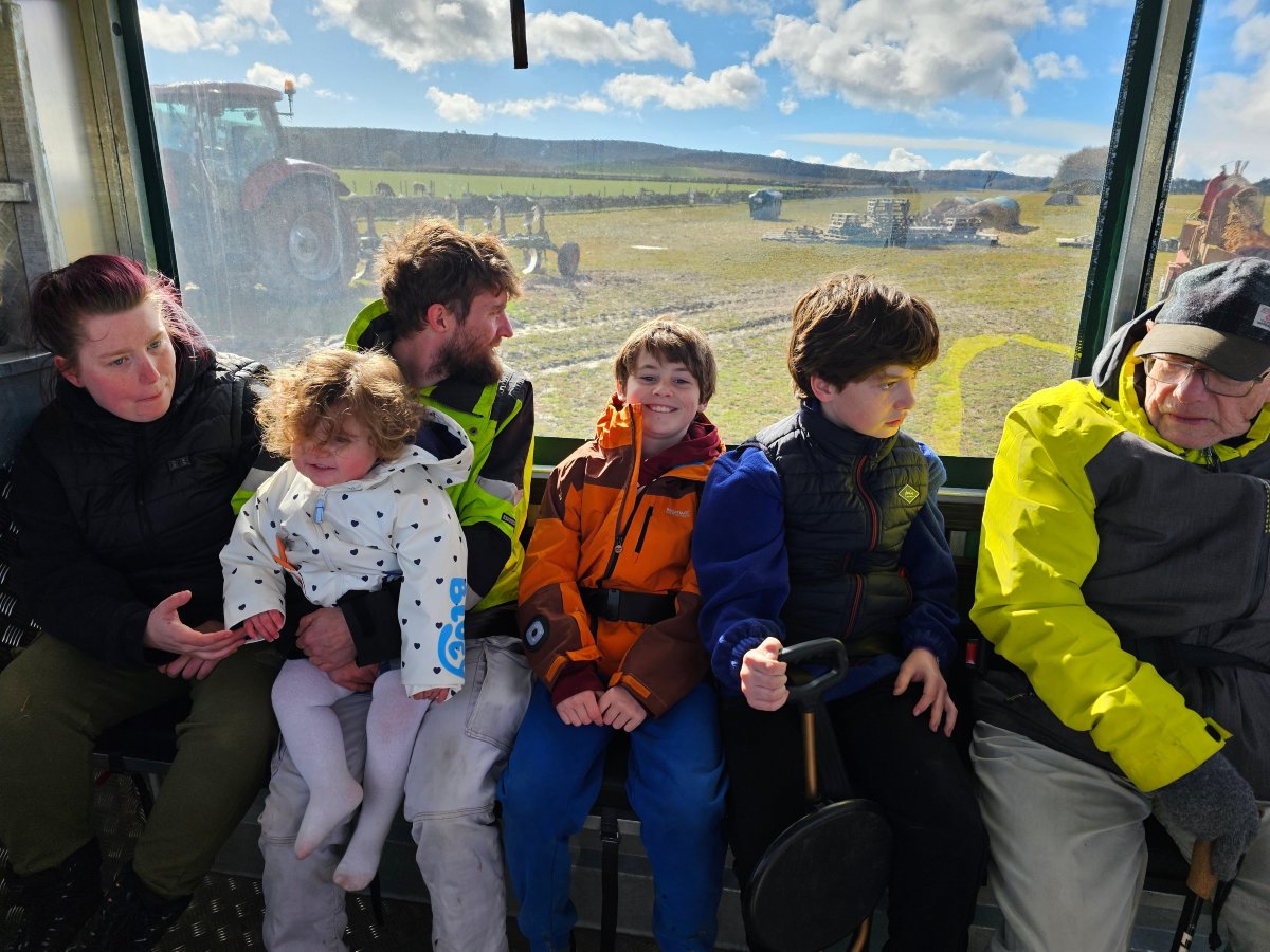 Newton Farm Holidays & Tours-官方