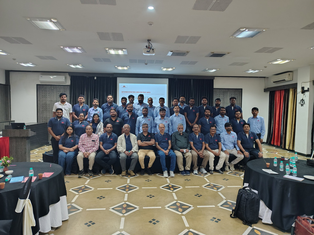 扎斯图彭奇主图