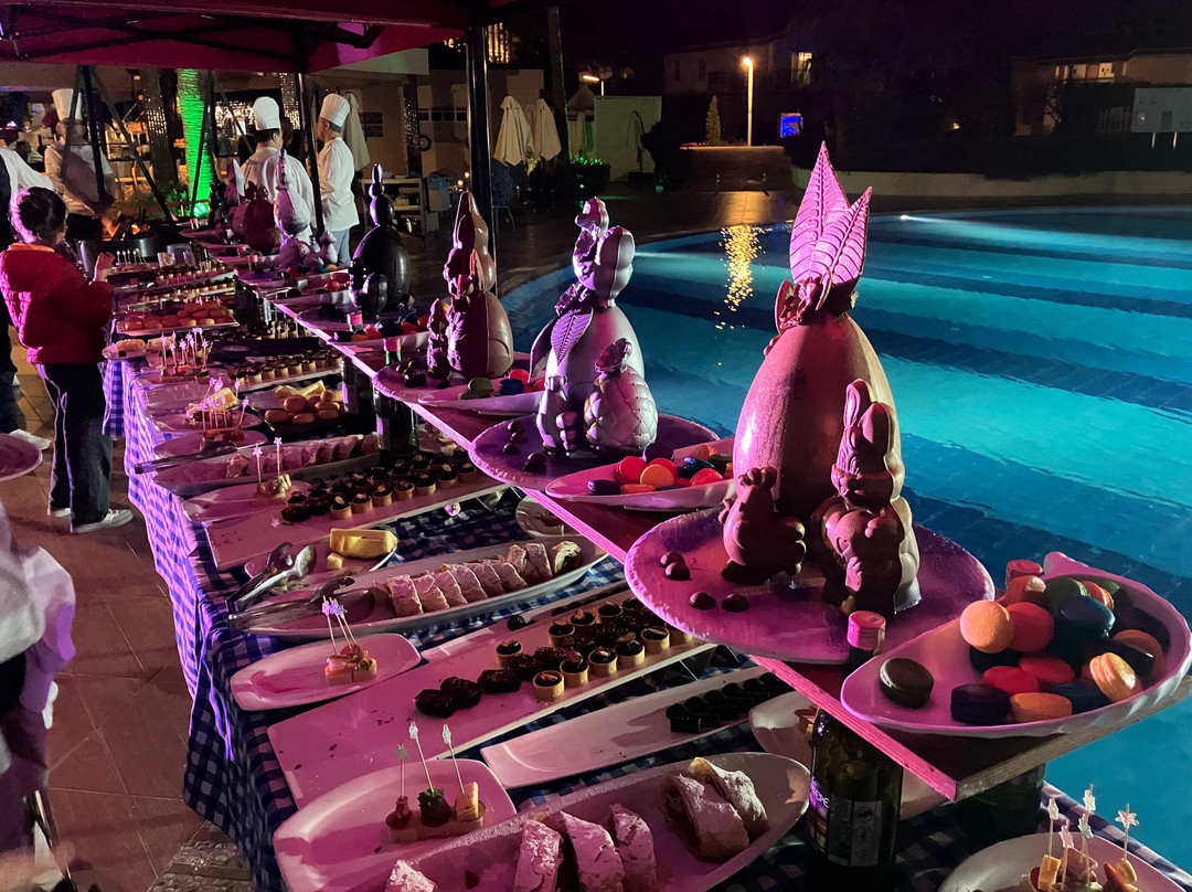 途易蔚蓝魔幻生活酒店主图