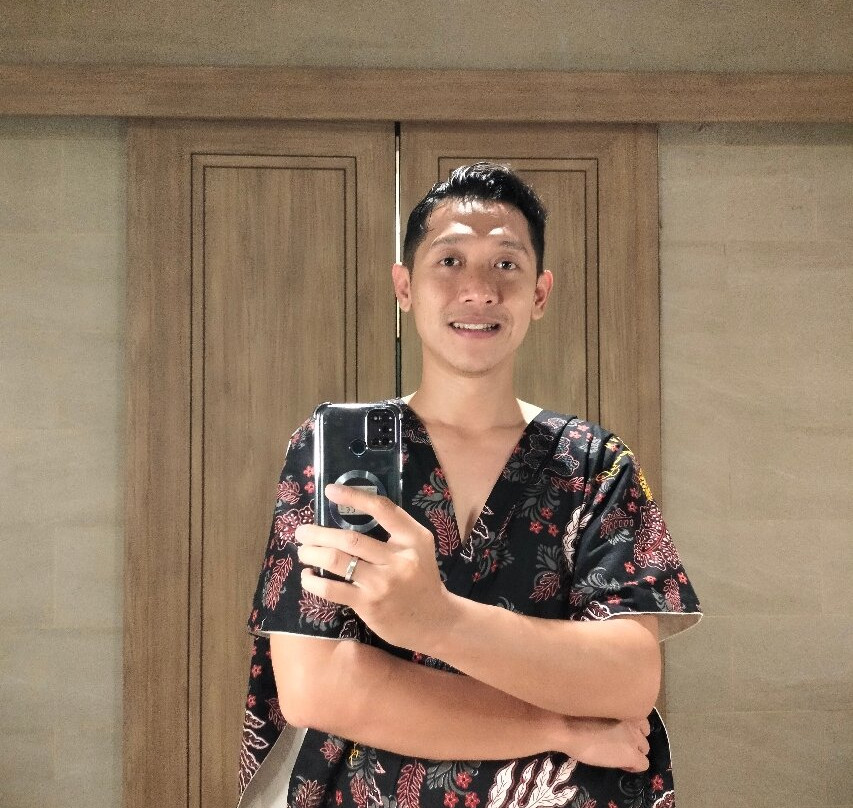 玛琅莎娜雅度假村主图