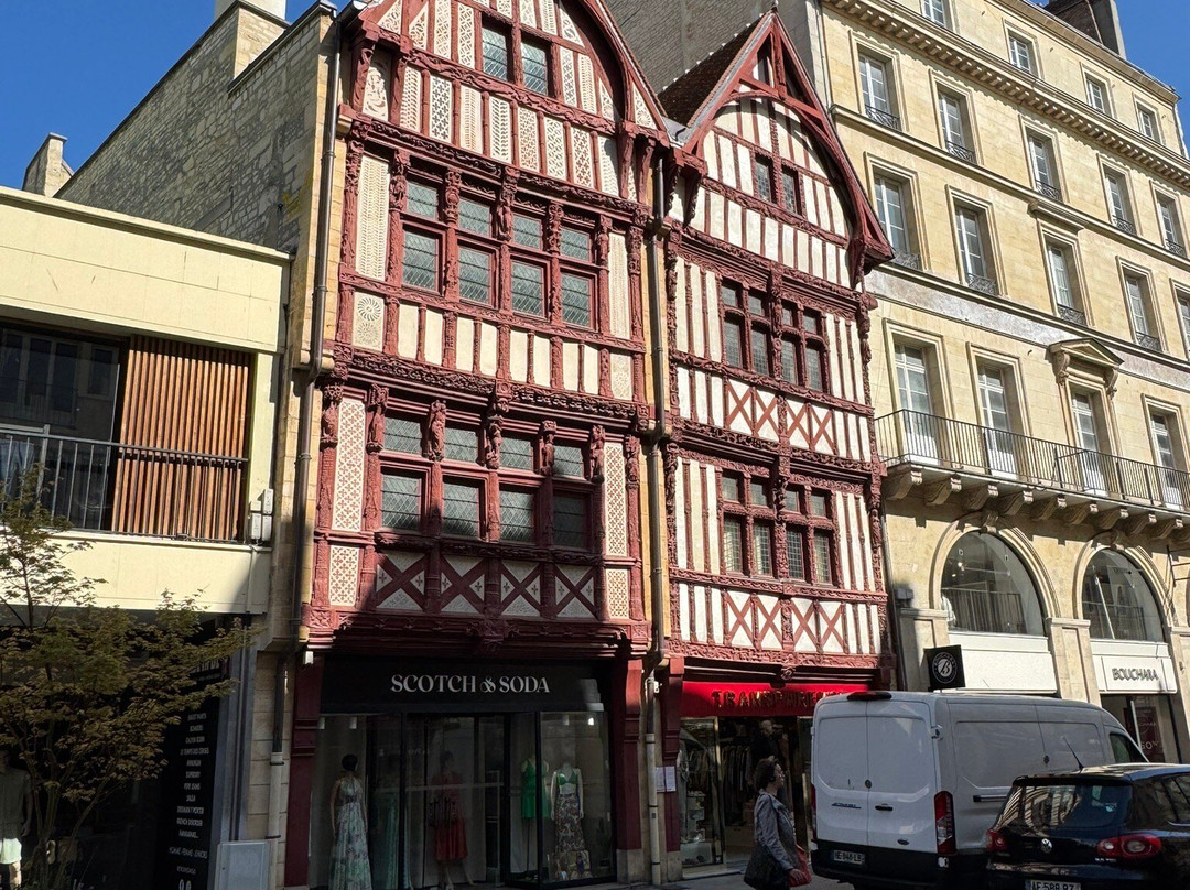 Maisons a Pans de Bois-卡昂必去景点