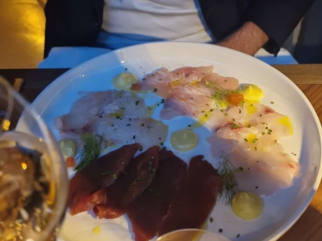 维多利亚酒店主图