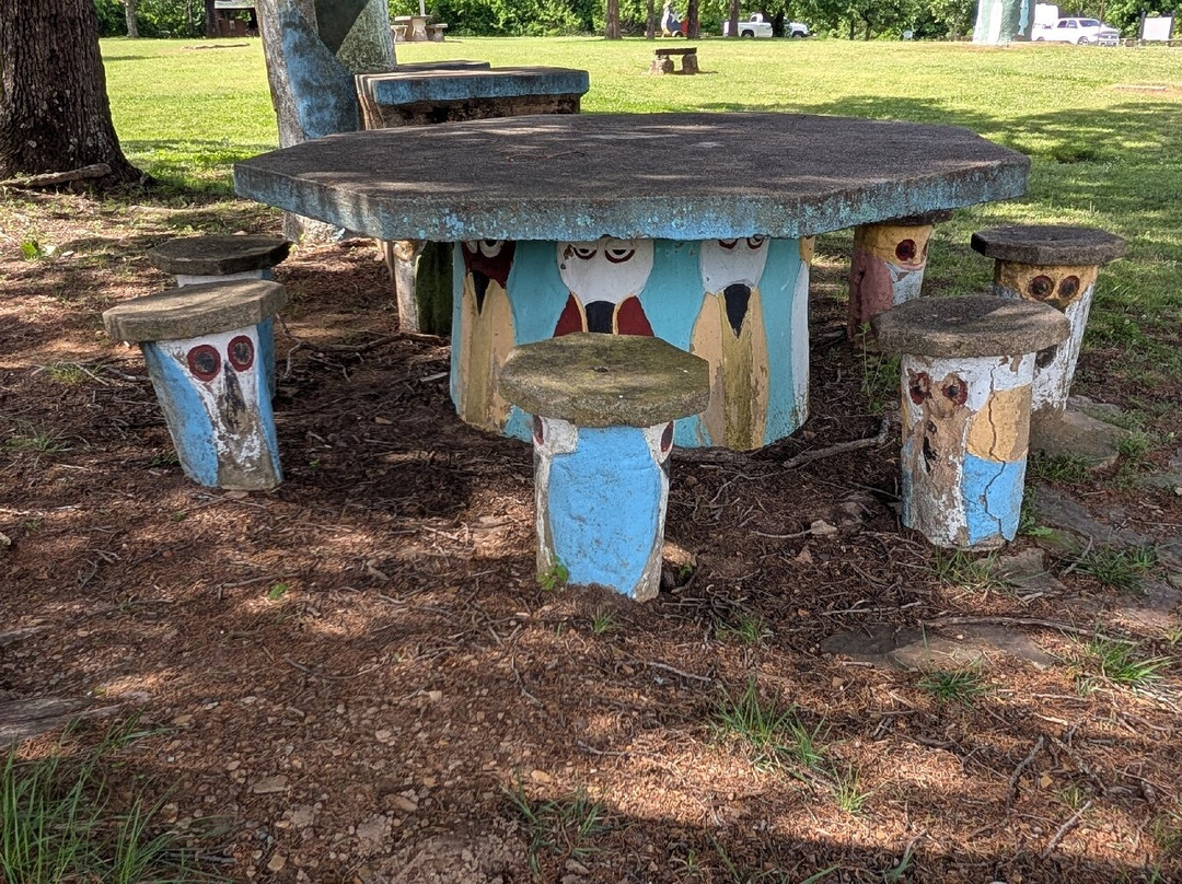 Ed Galloway's Totem Pole Park-Chelsea必去景点