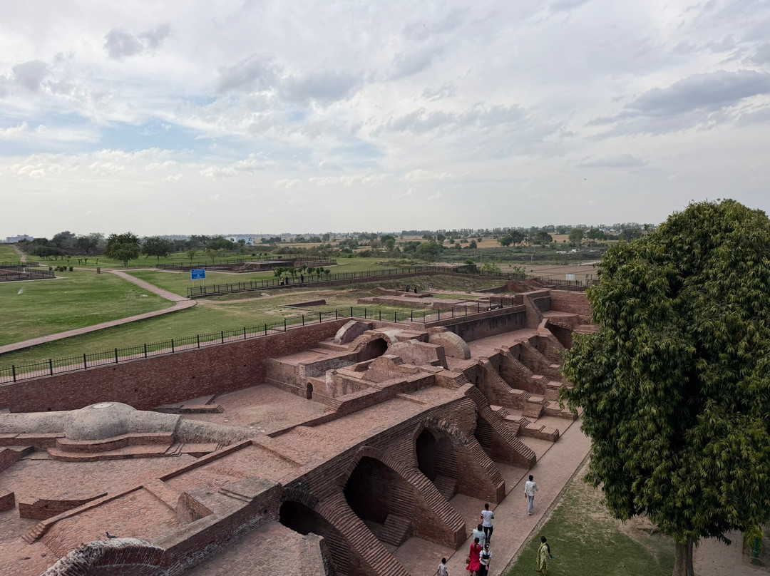 Sheikh Chehli Mausoleum-Kurukshetra必去景点